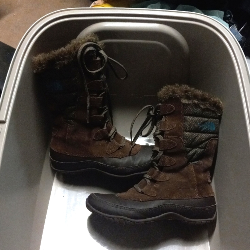 Lightly used,The north face, size 6, color brown